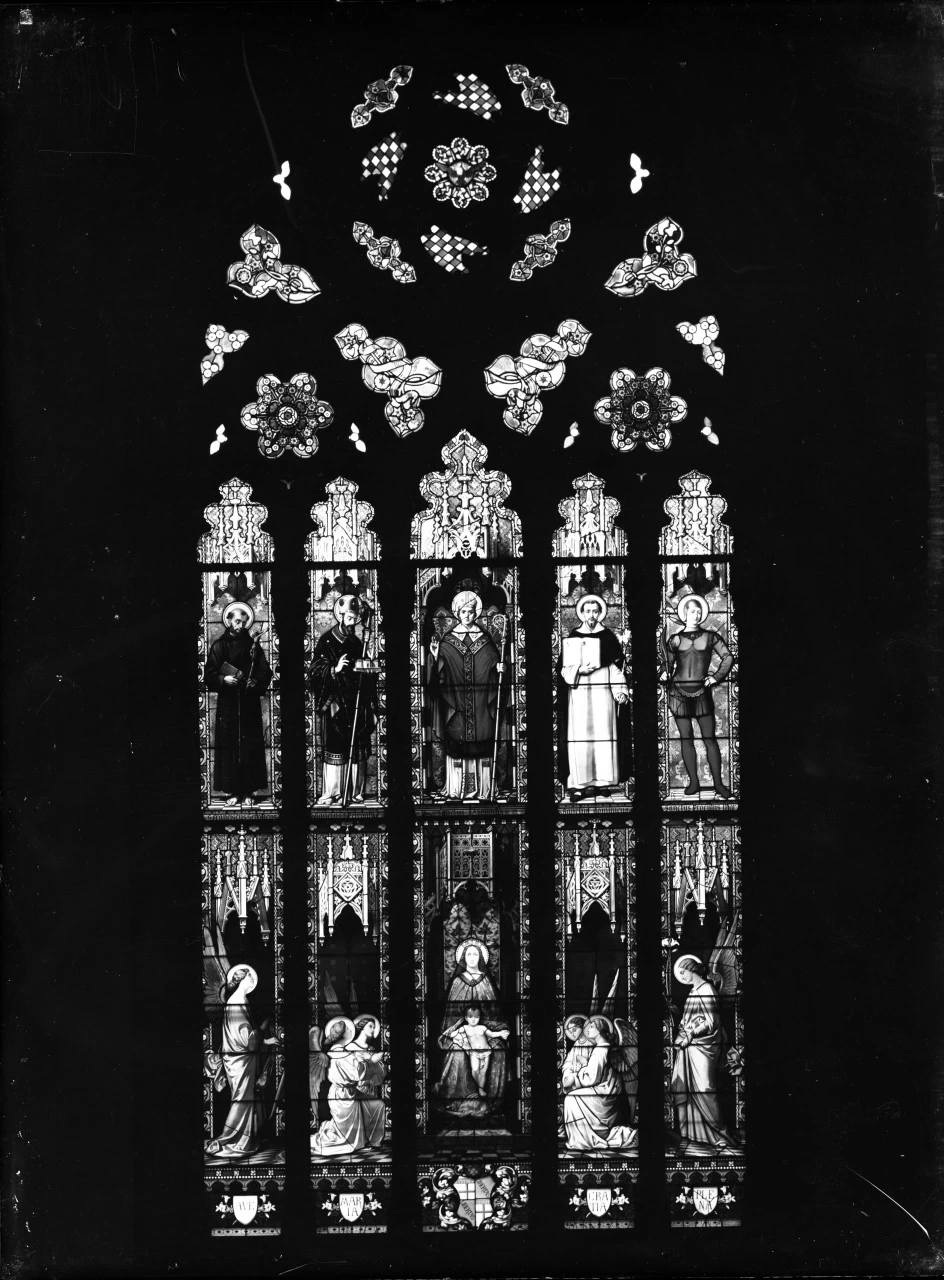 S. Petronio - II Cap. Sinistra. Vetrata nella Cappela deu Dieci di Balia, Basilica di san Petronio, Bologna